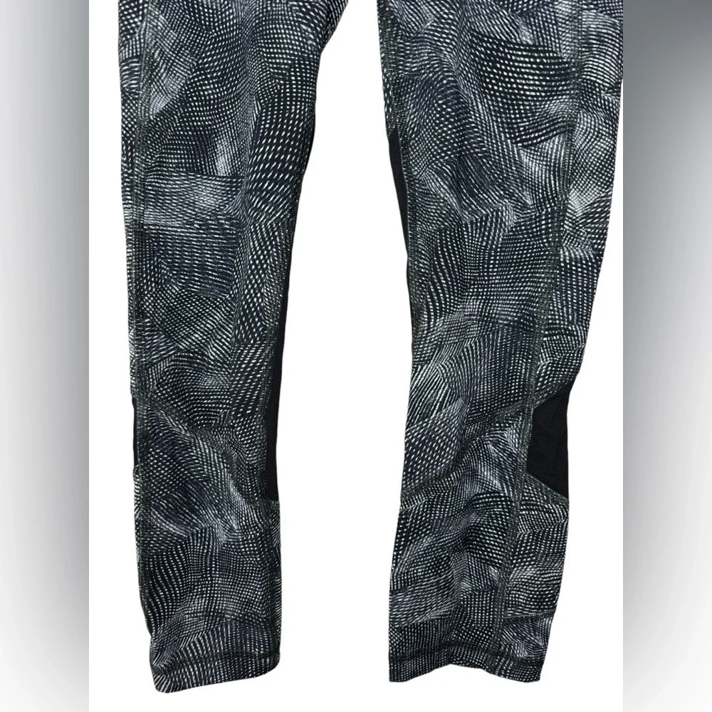 Lululemon Pace Rival High-Rise Crop 22